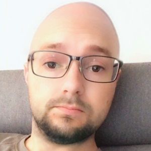 Meet your Posher, Dustin